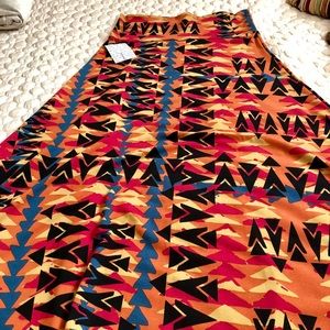 LulaRoe Maxi L
